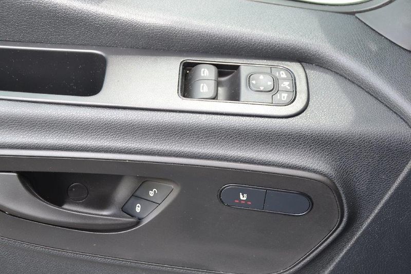Mercedes-Benz Sprinter 317 XL výbava 22.000 km  - fotka 10 z 33