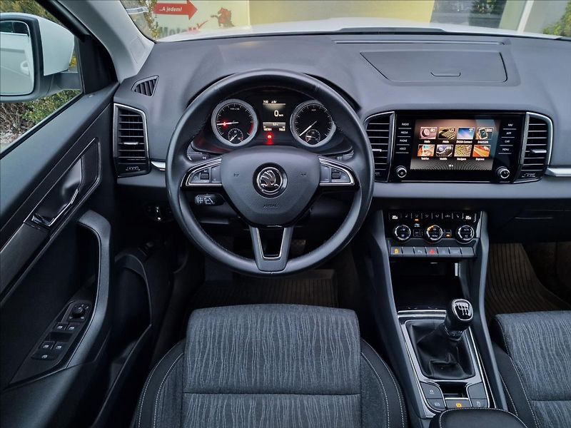 Škoda Karoq 2.0 TDI 110kW Style,ČR,1.Maj. - fotka 12 z 50