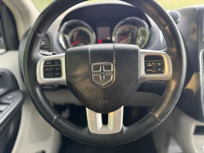 Dodge Grand Caravan (2016) 3.6 V6 SERVISNÍ KNIHA - fotka 23 z 35