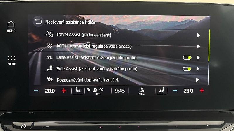 Škoda Octavia 2.0 TDI DSG Style Combi - fotka 24 z 29