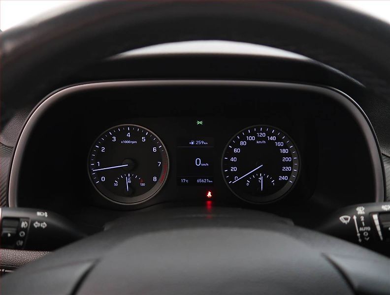 Hyundai Tucson (2019) 1.6 T-GDI, Serv.kniha, Navi - fotka 11 z 21