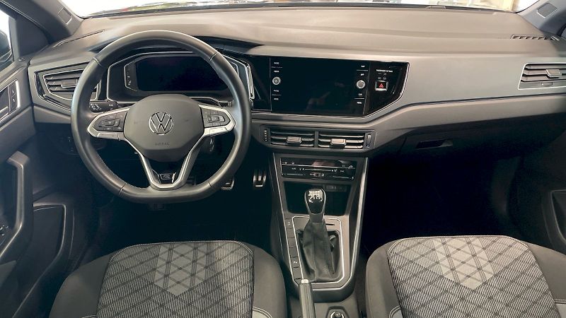 Volkswagen Taigo (2025) R-Line 1,0TSI 85kW - fotka 15 z 24