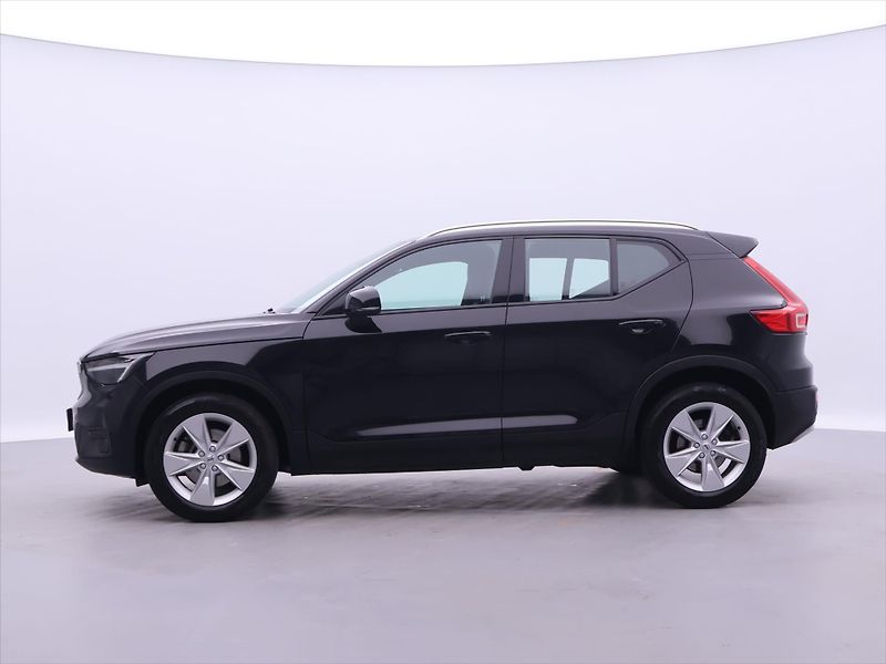 Volvo XC40 2,0 B3 120kW Core DCT CZ Záruk - fotka 4 z 32