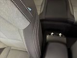 Volvo XC40 (2025) 2,0 B3 FWD Plus Dark 8367 - náhled 15