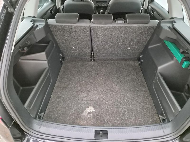 Škoda Fabia 1,0 TSI Ambition Plus - fotka 20 z 21