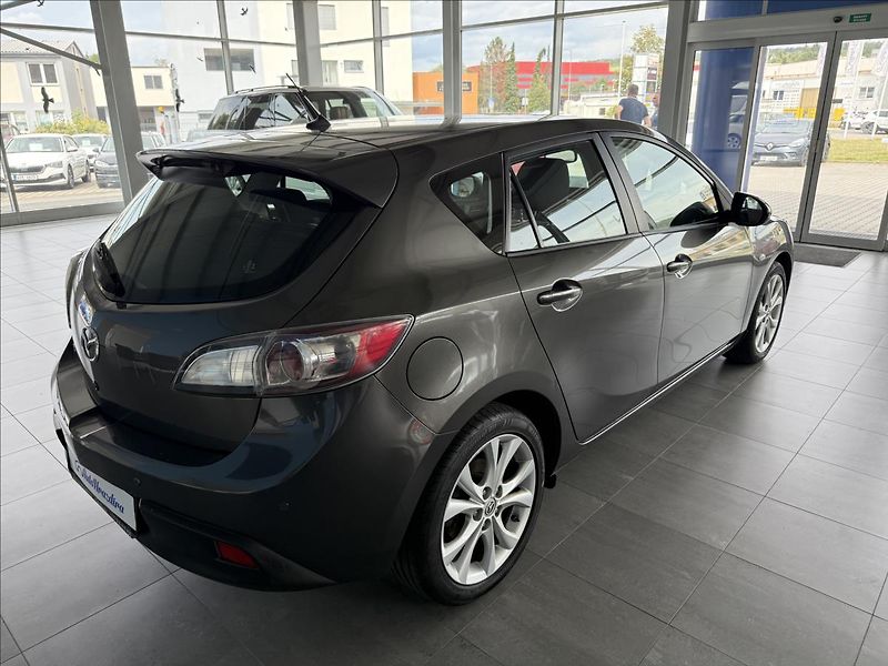 Mazda 3 1,6   77kw VÝHŘEV,RVM,AUT.KLIM - fotka 6 z 19