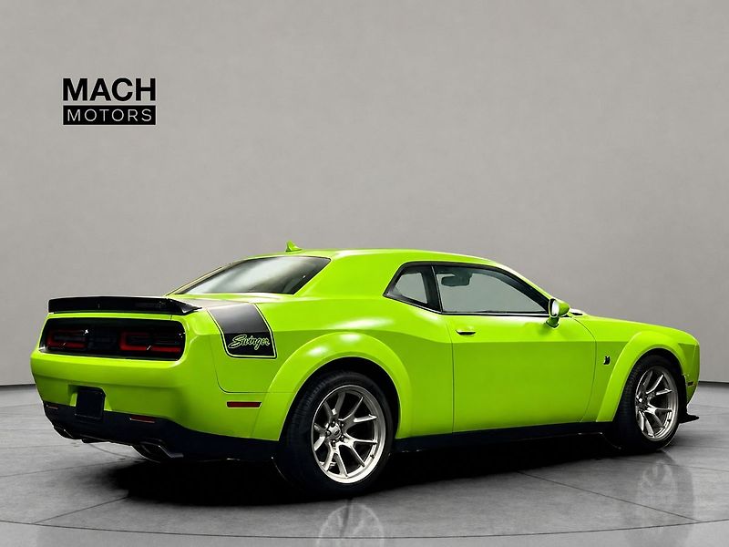 Dodge Challenger Scat Pack 6,4 HEMI Swinger - fotka 3 z 10