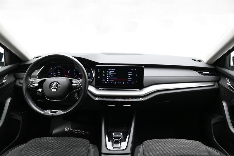 Škoda Octavia 2,0 TDI 110 kW DSG Business Zá - fotka 15 z 32