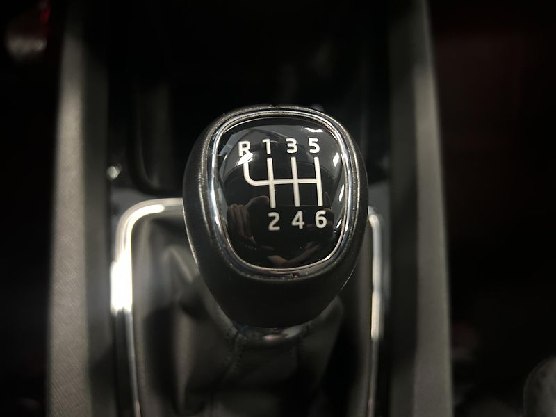 Škoda Octavia (2022) 2.0TDi Style Matrix LED NezávT - fotka 15 z 30
