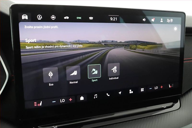 Škoda Octavia (2025) RS 2.0 TSI, RS, KAMERA - fotka 11 z 19