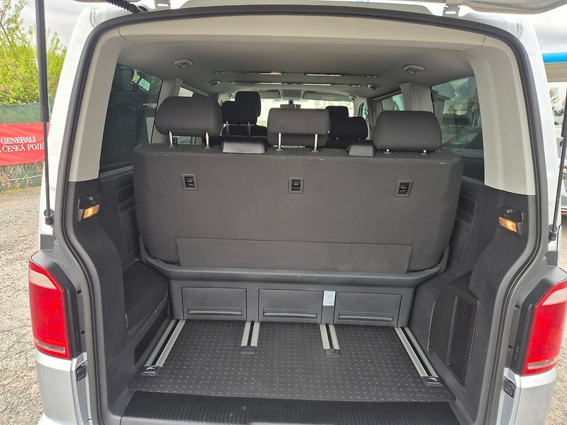 Volkswagen Multivan 2,0 TDI DSG 110kW, 7míst, tažn - fotka 11 z 21