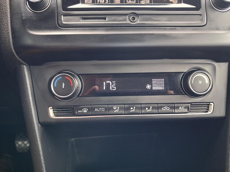 Volkswagen Polo (2016) 1,0MPi POUZE 65t.km! VYHŘ.SED. - fotka 29 z 45