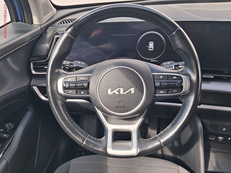 Kia Sportage (2023) 1.6 T-GDi, ČR, TOP, LED - fotka 11 z 23