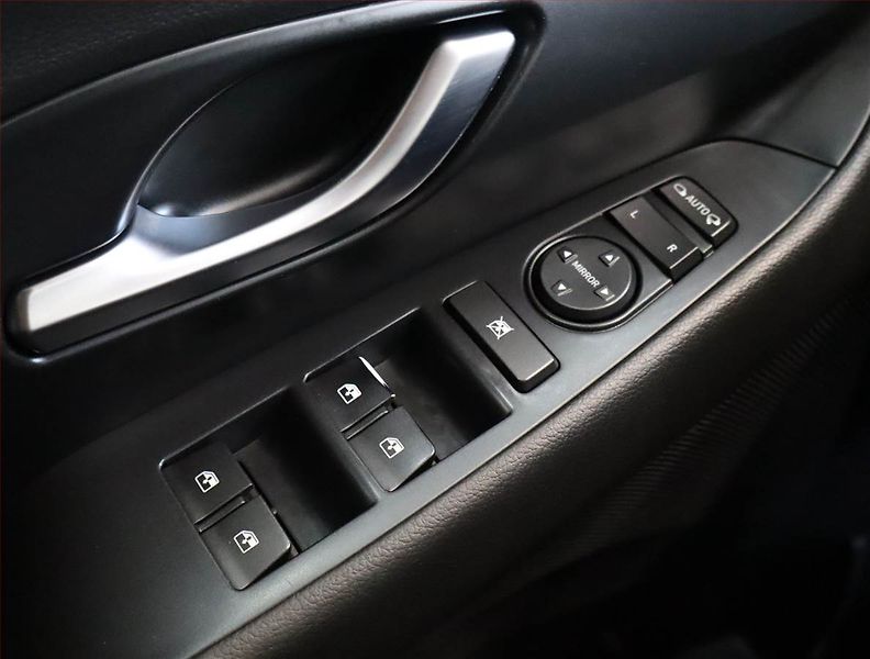Hyundai i30 (2021) 1.6 CRDi, ČR,1.maj, Serv.kniha - fotka 20 z 23
