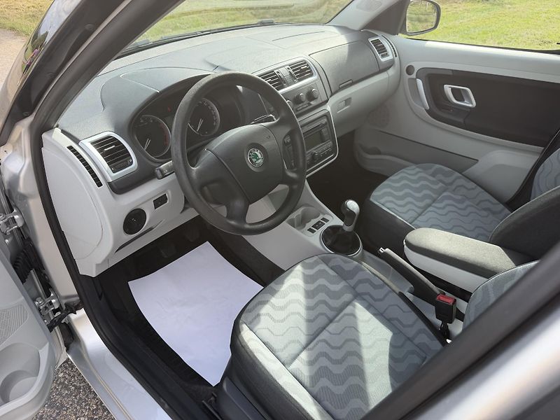 Škoda Roomster (2007) 1,4i 16V 63kW SERVISKA  - fotka 13 z 56