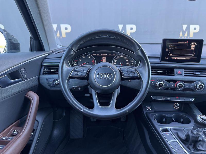 Audi A4 (2016) 2.0TDi Sport, Individual, RZV - fotka 12 z 47