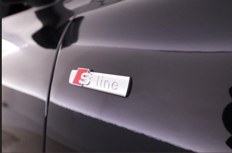 Audi A6 e-tron AWD S-line 100kWh Tažné - fotka 5 z 19