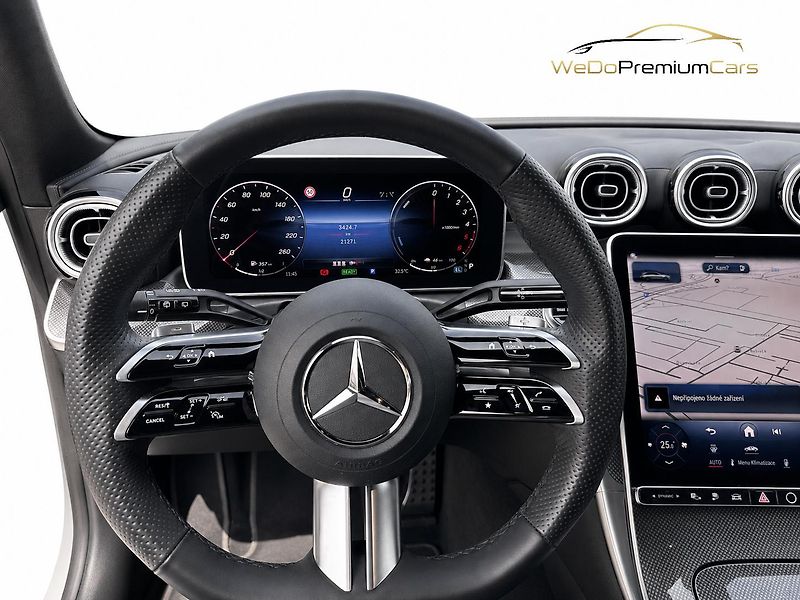 Mercedes-Benz Třídy C C 300de 4M combi - fotka 11 z 16