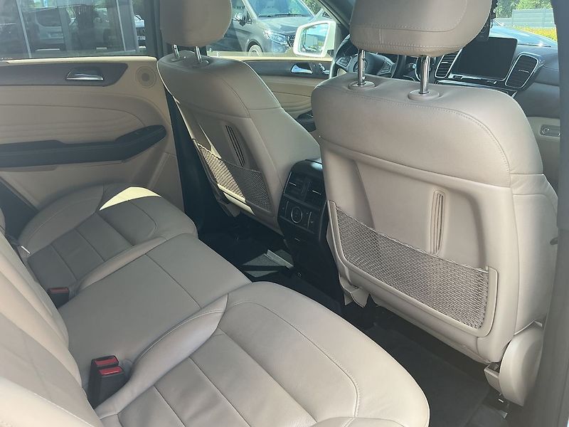 Mercedes-Benz GLE 350 d AMG 4MATIC - fotka 20 z 25