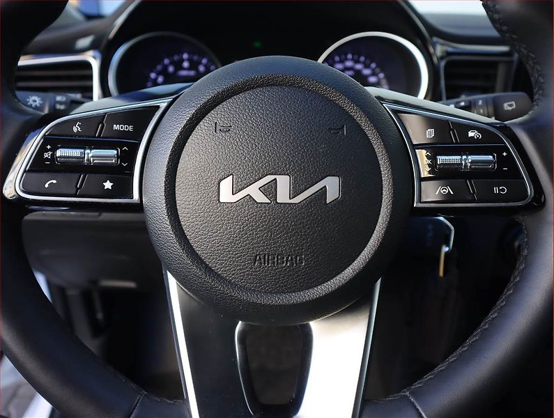 Kia Ceed (2025) Gold 1.5 T-GDI - fotka 22 z 24