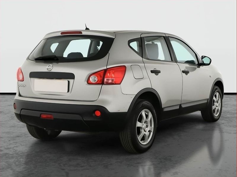Nissan Qashqai (2010) 1.6, nová STK, Tažné - fotka 5 z 14