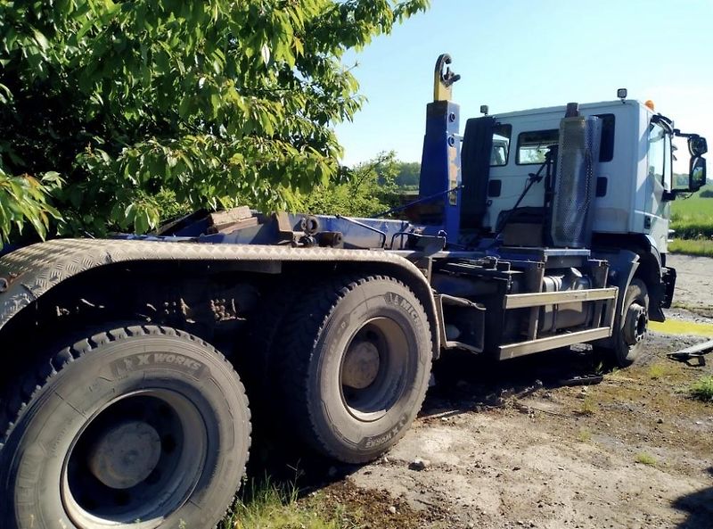 Iveco Trakker (2012) 410 kontejner 6x4 - fotka 5 z 10