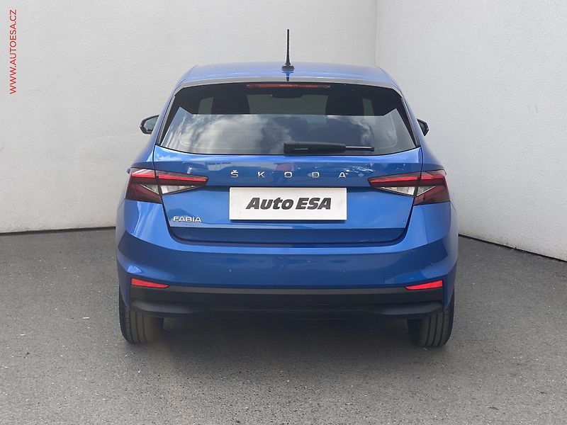Škoda Fabia (2023) 1.0 MPi, ČR, Ambition, +kola - fotka 5 z 19