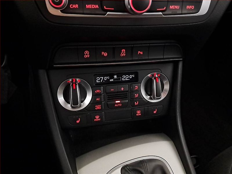 Audi Q3 (2012) 2.0 TDI, 4X4, Automat - fotka 16 z 24