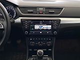 Škoda Superb (2017) 2.0 TDI, Serv.kniha, Navi - náhled 12