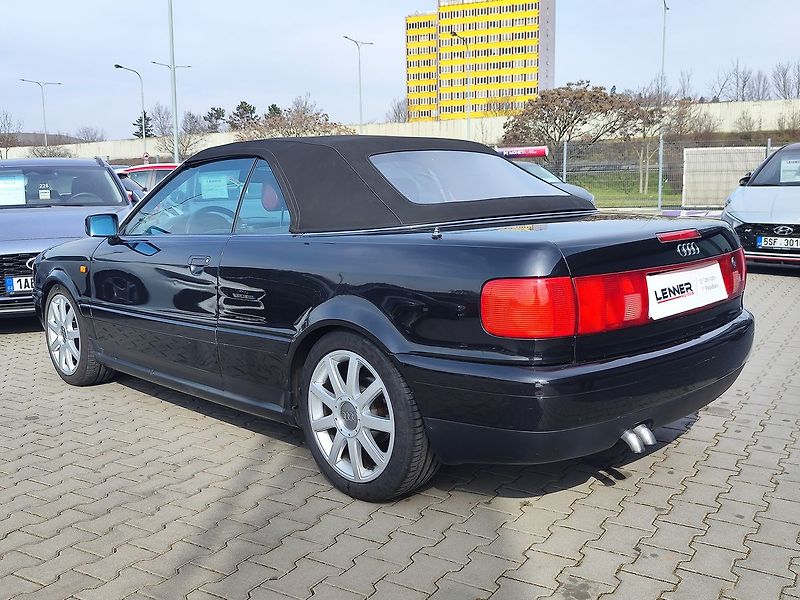 Audi 80 1.9 TDI/66kW Cabrio - fotka 11 z 28