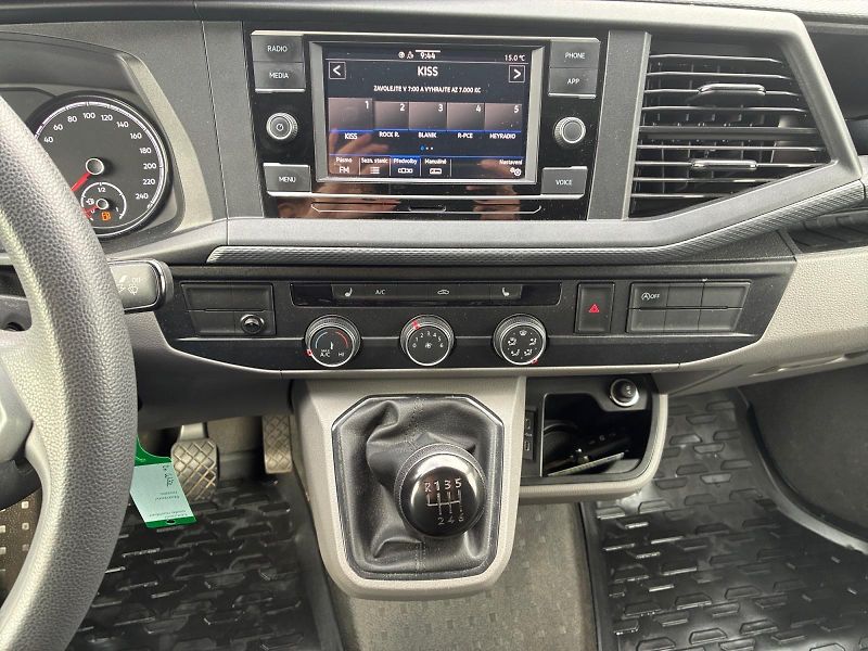 Volkswagen Transporter (2021) 2.0TDI 110kW VÝHŘEV KLIMA CZ   - fotka 10 z 11