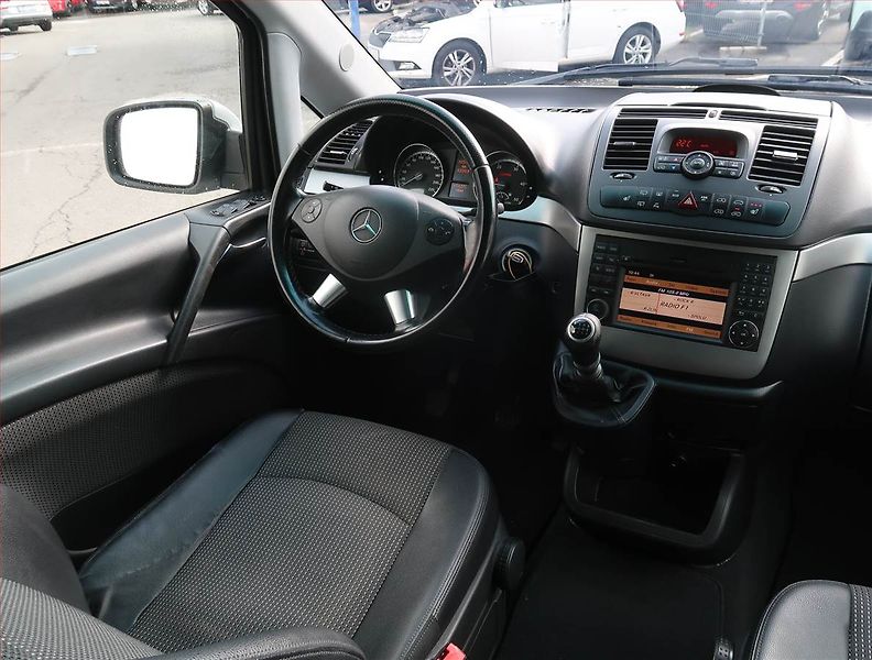 Mercedes-Benz Viano (2013) Trend 2.2 CDI, ČR - fotka 7 z 21