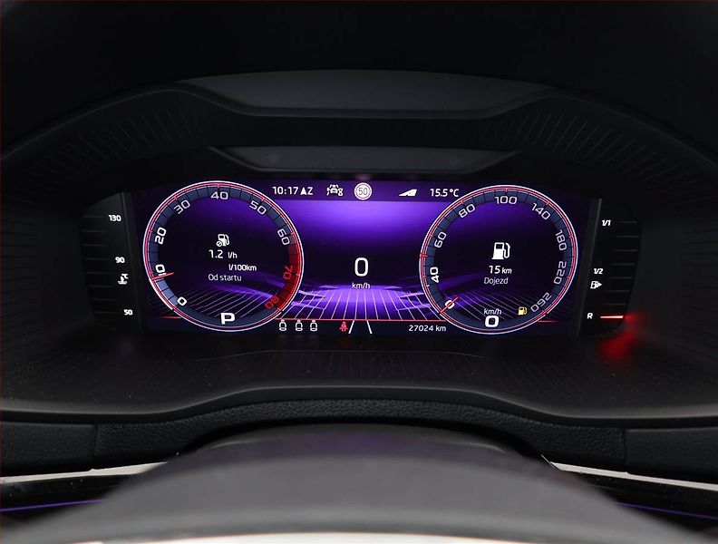Škoda Karoq (2023) Sportline 1.5 TSI - fotka 8 z 18