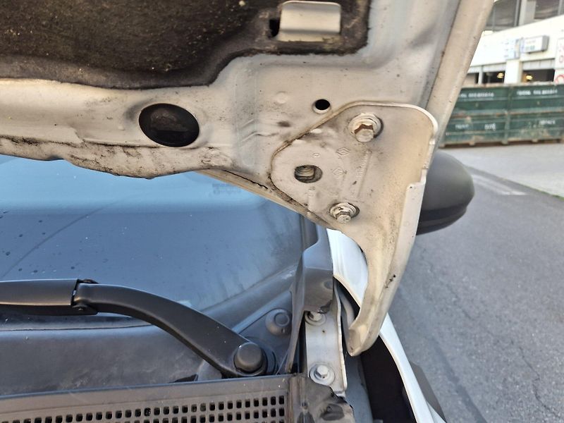 Dacia Duster 1,6 4WD 2BH4641 - fotka 16 z 32