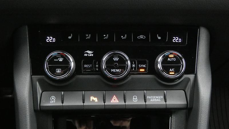 Škoda Kodiaq 2,0 TDI Sportline DSG - fotka 17 z 24