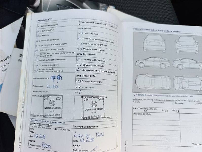Volkswagen Golf Sportsvan 1,6 TDi DSG Navigace Tempomat - fotka 33 z 35