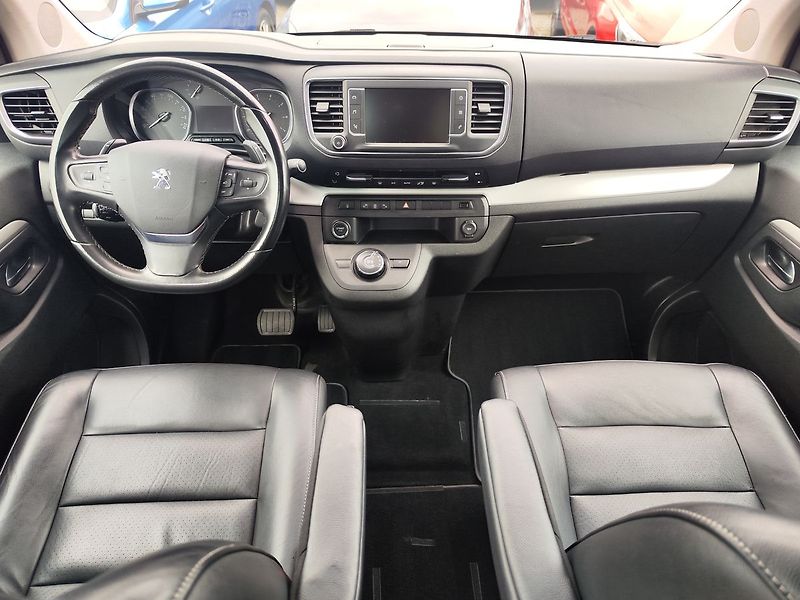 Peugeot Traveller 2.0 HDI/130kW L2 Bussines AUT - fotka 15 z 37