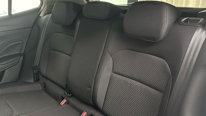 Škoda Fabia 1.0 TSI Style - fotka 16 z 23