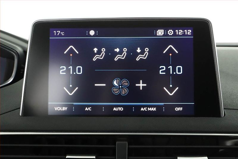 Peugeot 5008 (2018) Allure 1.6 BlueHDi, 7 míst - fotka 12 z 19