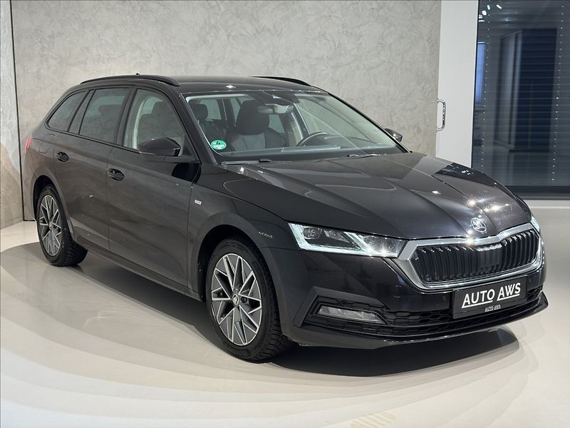 Škoda Octavia 2,0 TDi  DSG Tour Virtual LED - fotka 3 z 45