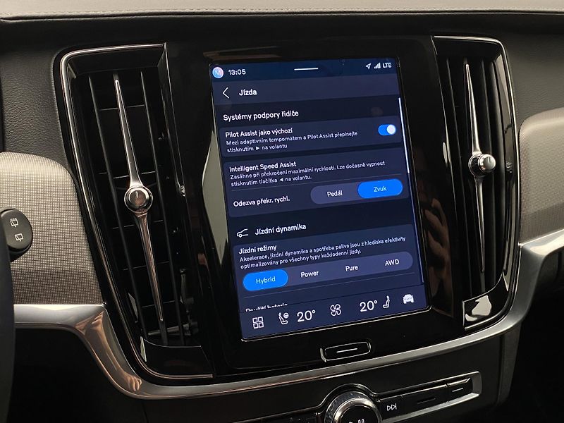 Volvo V90 T6 AWD RECHARGE BRIGHT PLUS - fotka 52 z 64