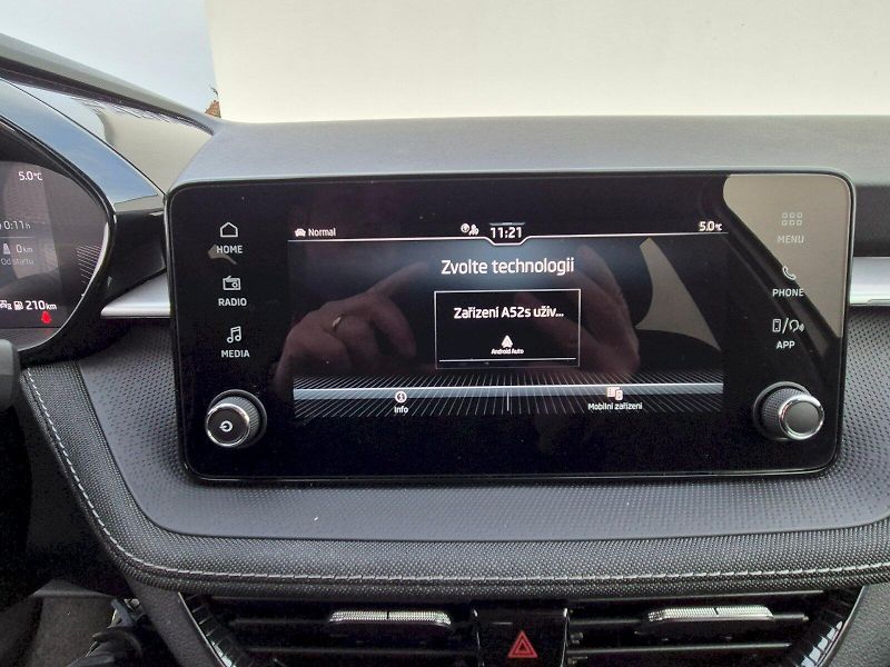 Škoda Fabia (2024) Top Selection 1.0 TSI 85 kW 6° - fotka 26 z 32