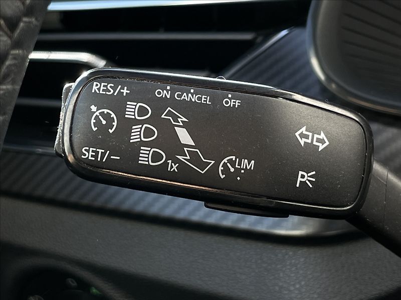 Škoda Kamiq 1,5 TSI DSG Monte Carlo - fotka 14 z 24