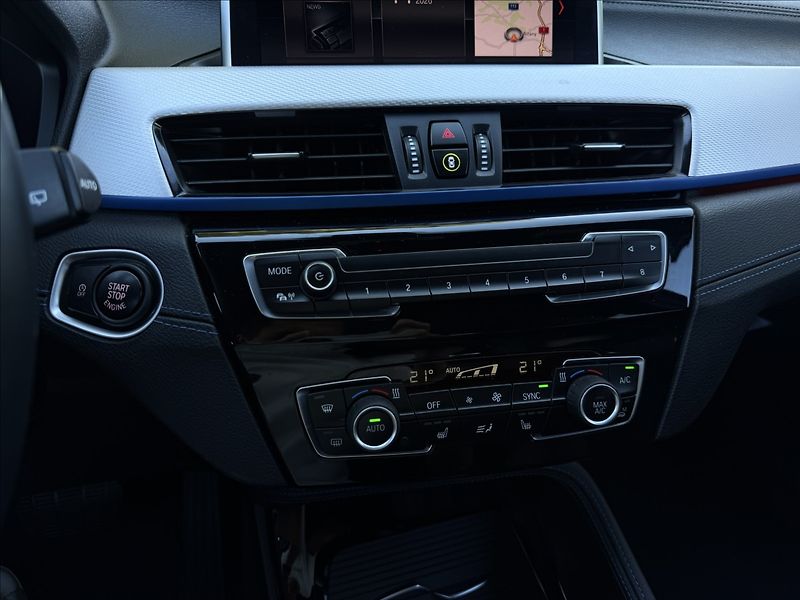 BMW X1 20d xDrive M-Paket - fotka 18 z 28