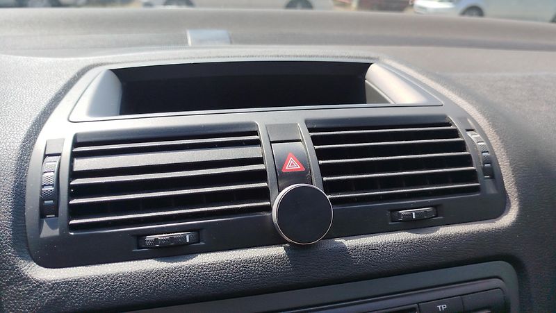 Škoda Octavia (2011) 1.4 tsi  TOP STAV - fotka 26 z 27