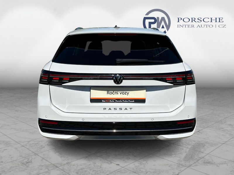 Volkswagen Passat Elegance 2,0 TDI 110 kW - fotka 5 z 23