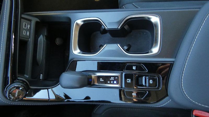 Lexus NX 350h 2.5 E-CVT Comfort Top - fotka 16 z 21