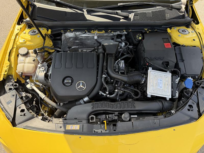 Mercedes-Benz CLA 200 120kW AMG LINE  závěs  - fotka 8 z 20
