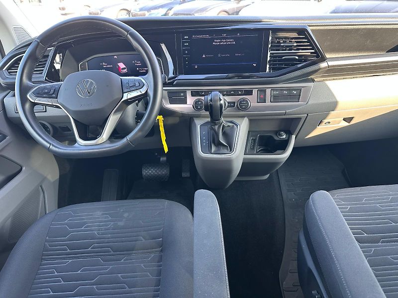 Volkswagen Caravelle 2.0 TDI DSG 110kW - fotka 10 z 17