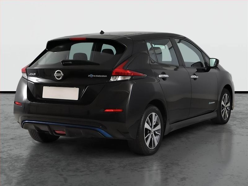 Nissan Leaf (2021) 40 kWh, SoH 90%, Automat - fotka 5 z 21